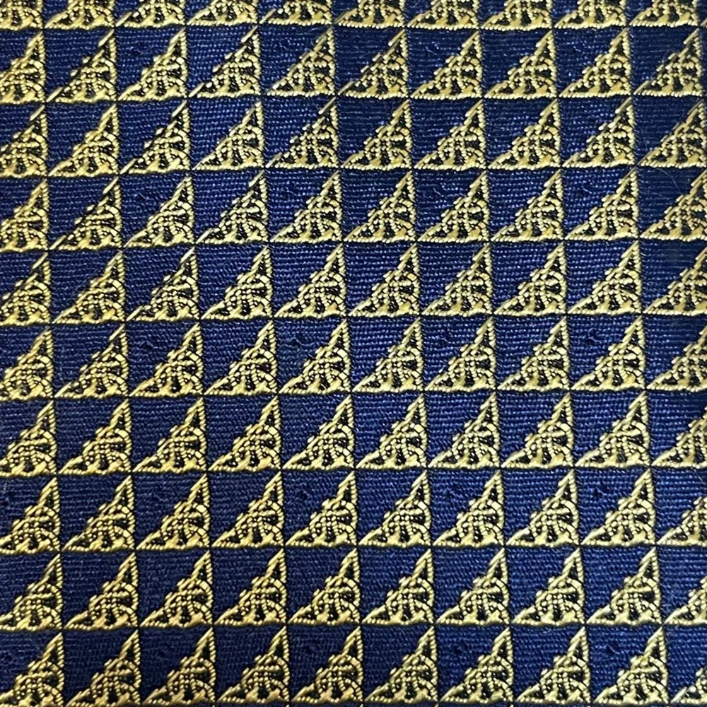 Patrick Francis Silk Tie‎ Mens Navy Gold Celtic Knot Geometric Ireland 62x3.75
